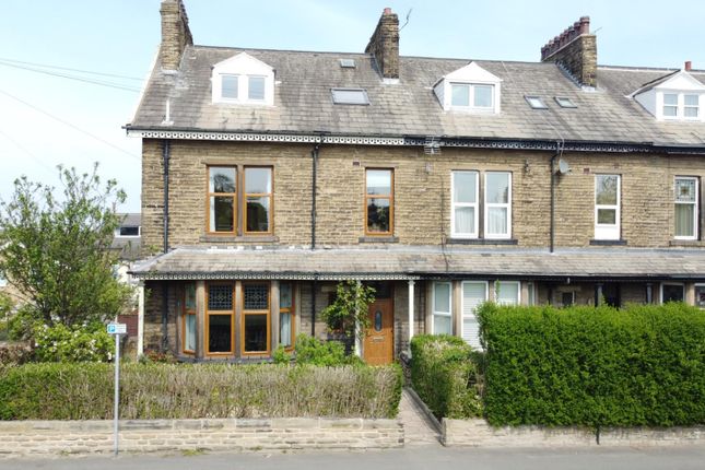 Cemetery Road, Pudsey 5 bed end of terrace house for sale