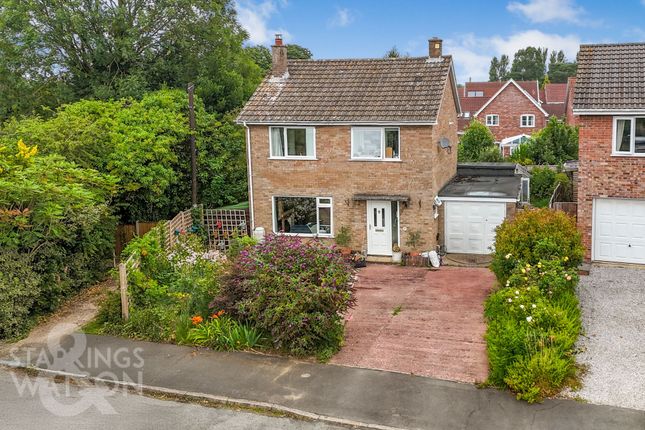 Cavell Close, Swardeston, Norwich 4 bed detached house for sale
