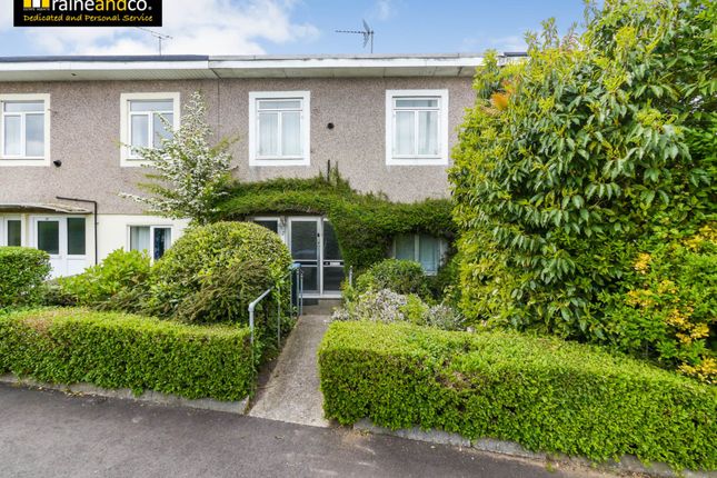 Willow Way, Hatfield 3 bed terraced house for sale