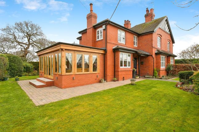 Poplar Hall Lane, Chester CH2 4 bed semi