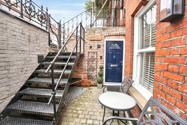 Cadogan Road, Cromer, NR27 2 bed apartment for sale