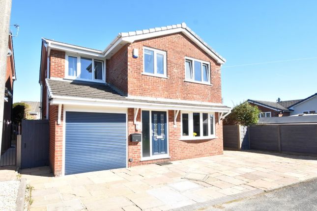 Hackford Close, Bury BL8 4 bed detached house for sale
