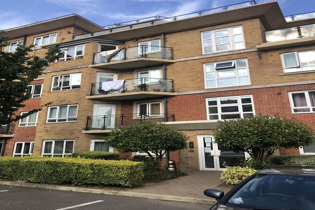 Glebelands Close, London, N12 2 bed flat for sale
