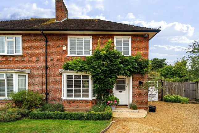 Ethelburt Avenue, Bassett Green... 3 bed semi
