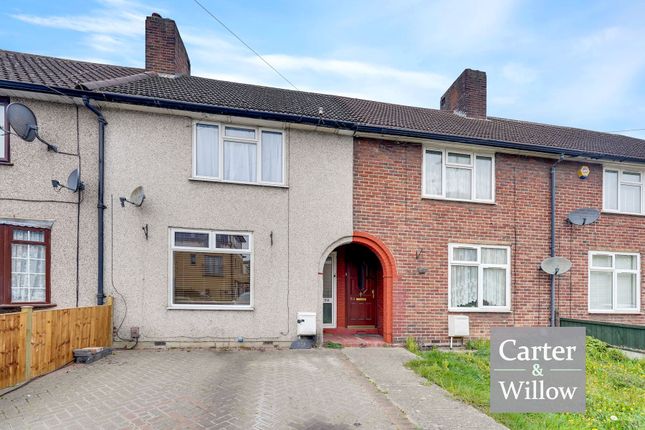 Gale Street, Dagenham, Essex 2 bed terraced house for sale