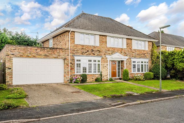 Milstead Close, Tadworth 4 bed detached house for sale