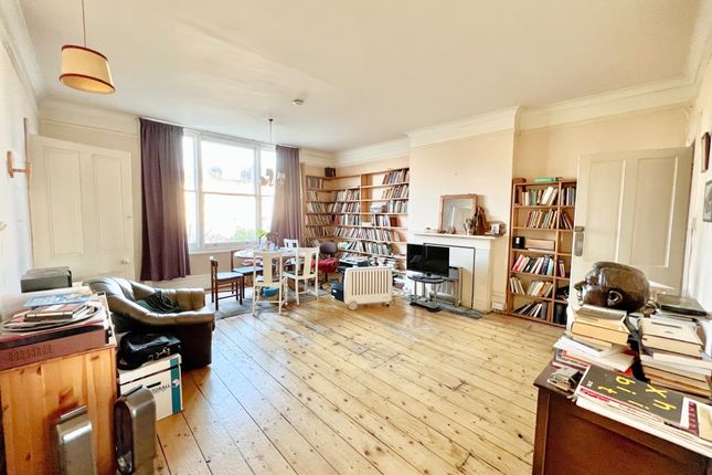 Belsize Park, Belsize Park 2 bed flat for sale