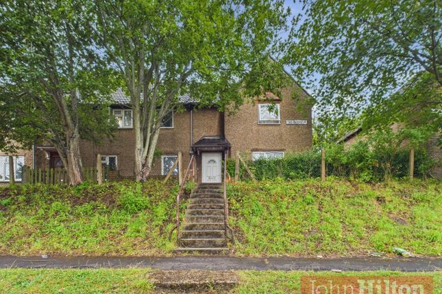 5 bedroom semi-detached house for sale