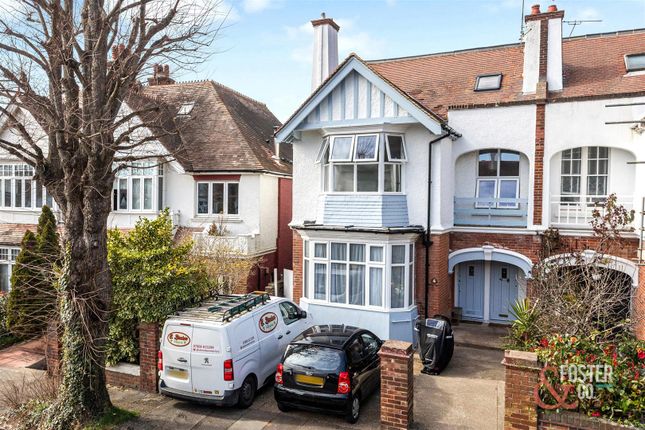 3 bedroom maisonette for sale