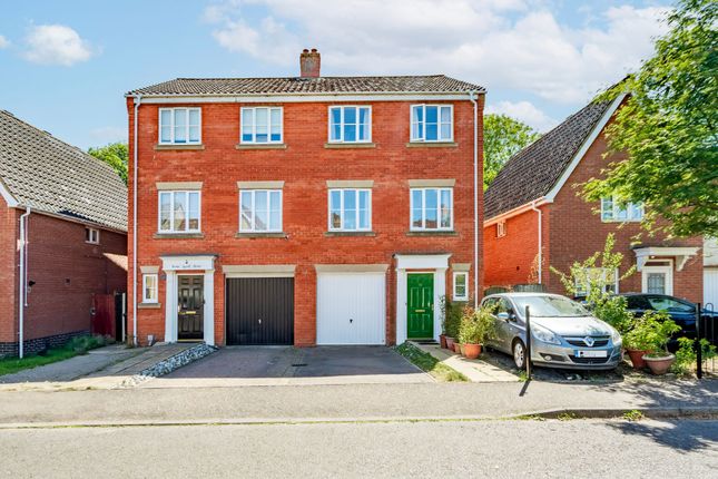4 bedroom semi-detached house for sale