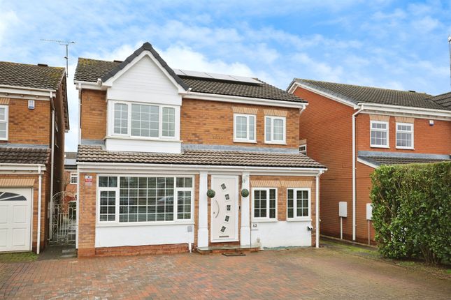 4 bed detached house