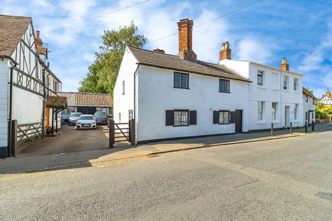5 bedroom semi-detached house for sale