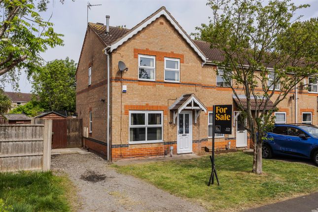 Bluebell Close, Scunthorpe 3 bed end of terrace house for sale