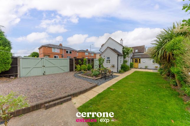 202 Broad Street, Bromsgrove B61 4 bed cottage for sale