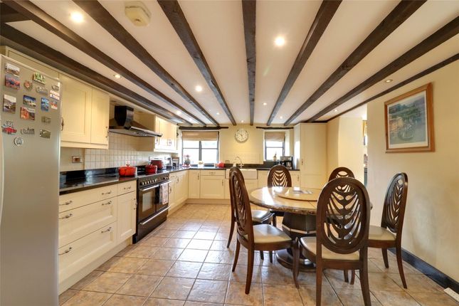 Torrington Road, Winkleigh, Devon, EX19 3 bed barn conversion for sale