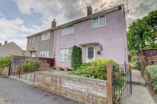 Woodfield Road, Buckinghamshire HP27 3 bed semi