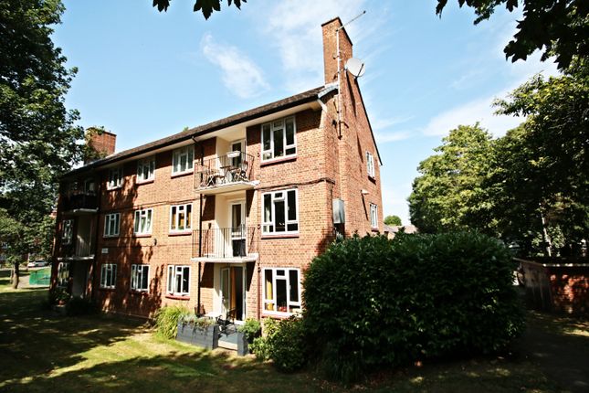 3 bedroom ground floor flat for sale