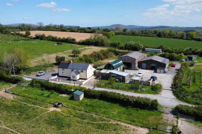 Llanycefn, Clynderwen 4 bed property with land for sale