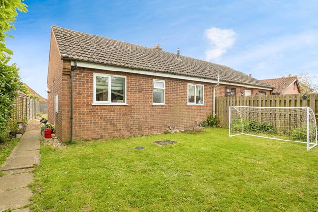 2 bedroom semi-detached bungalow for sale