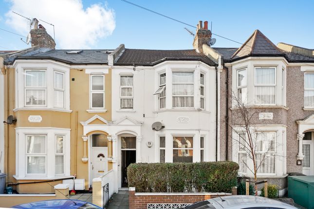 Howard Road, London, NW2 2 bed maisonette for sale