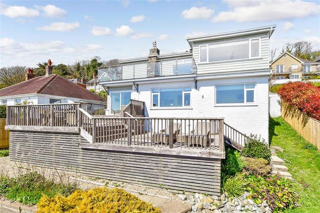 4 bed detached house