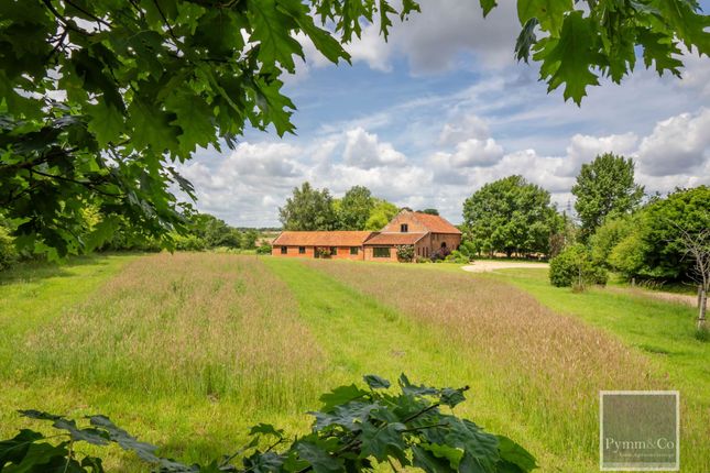 Stoke Road, Norwich NR14 3 bed barn conversion for sale