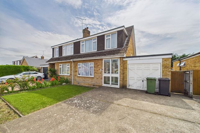 Mountbatten Close, Thetford, IP24 3 bed semi