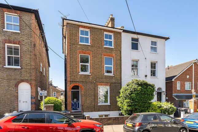 St. Andrews Road, Surbiton KT6 1 bed flat for sale