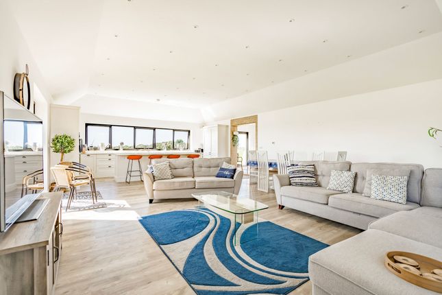 California Road, California 4 bed detached bungalow for sale
