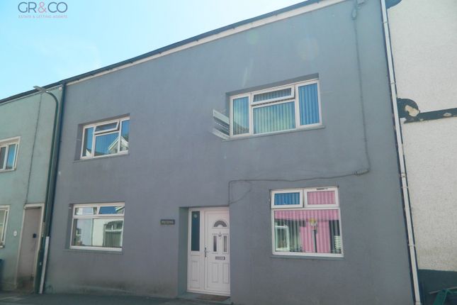 4 bedroom terraced house for sale