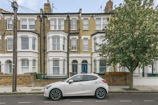 Davisville Road, London W12 2 bed maisonette for sale