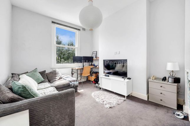 Lambton Road, Crouch Hill, N19 1 bed apartment for sale