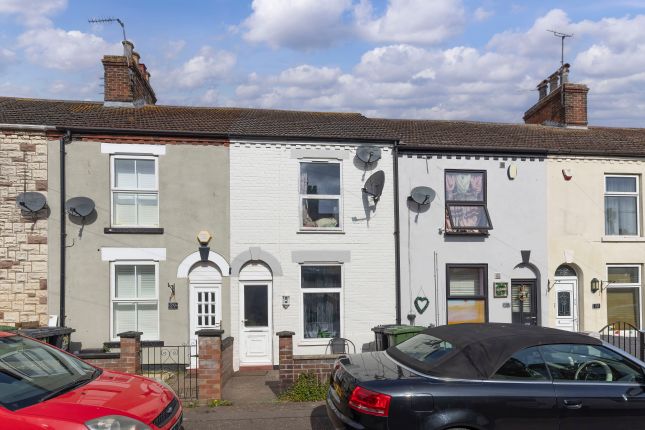 Isaacs Road, Great Yarmouth NR31 3 bed terraced house for sale
