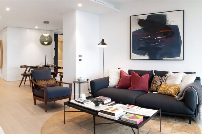 Park Drive, Canary Wharf, E14 2 bed apartment for sale