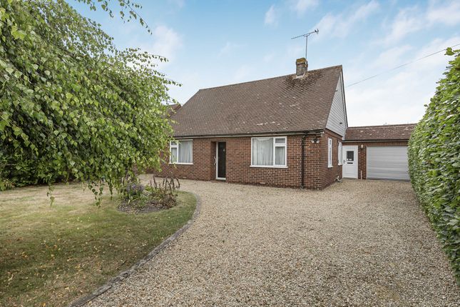 New Road, East Hagbourne, OX11 3 bed detached bungalow for sale