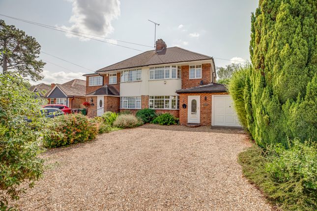 Hedsor Road, Bourne End, SL8 3 bed semi