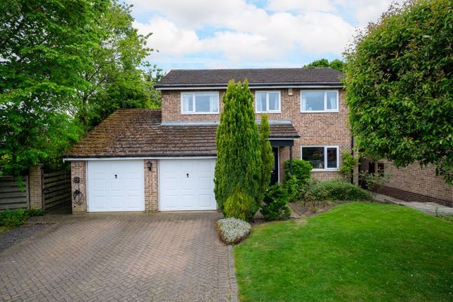 4 bed detached house