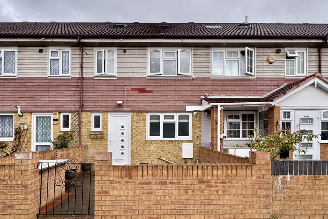 Woolacombe Way,  Hayes, UB3 3 bed terraced house for sale