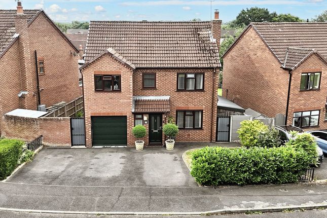 Beechcroft Avenue, Crewe, CW2 4 bed detached house for sale