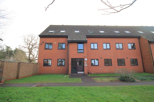 Studio flat for sale