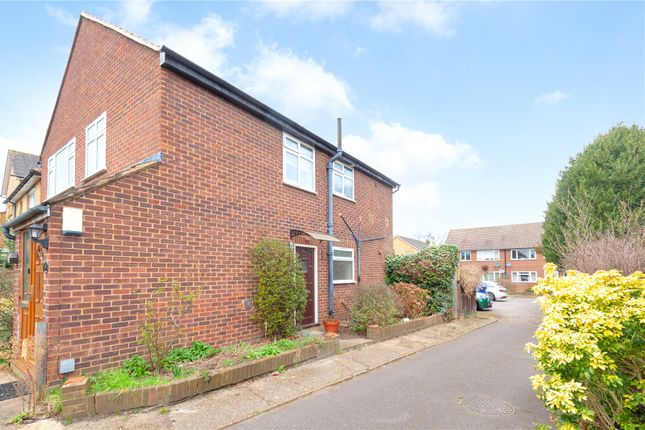 Lansdowne Close, Twickenham 2 bed maisonette for sale
