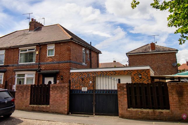 Raisen Hall Road, Sheffield, S9 3 bed semi