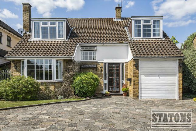 Courtleigh Avenue, Hadley Wood, EN4 5 bed detached house for sale