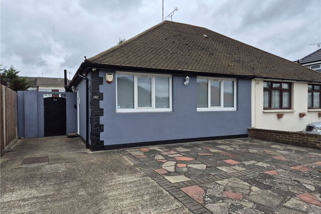 Vernon Close, St Pauls Cray, Kent, BR5 2 bed bungalow for sale