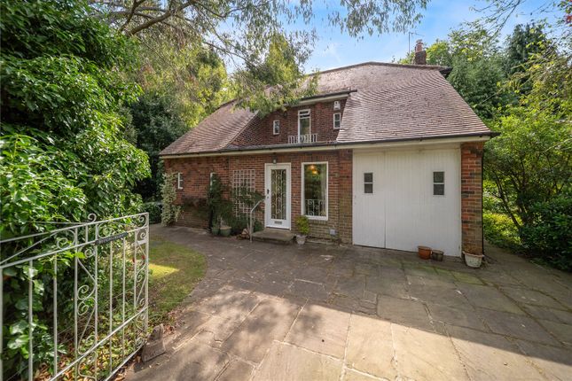 Beechcroft, Foxhill Grove, Leeds 4 bed detached house for sale