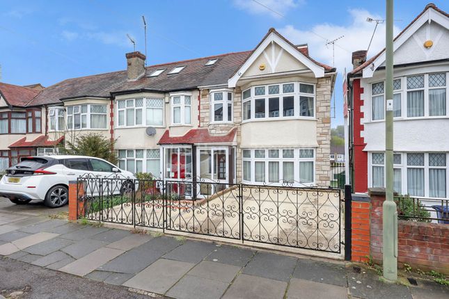 Woodfield Drive, East Barnet, EN4 4 bed semi