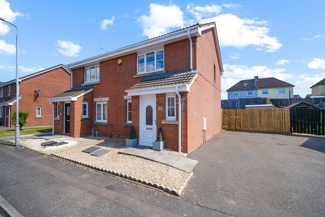 2 bedroom semi-detached villa for sale