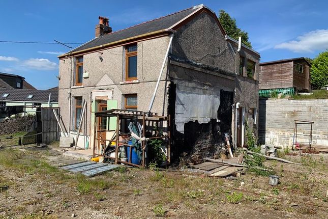 Ty Segur, Neath, SA11 1YN 3 bed detached house for sale