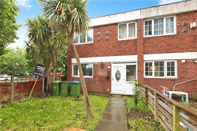 4 bedroom end of terrace house for sale