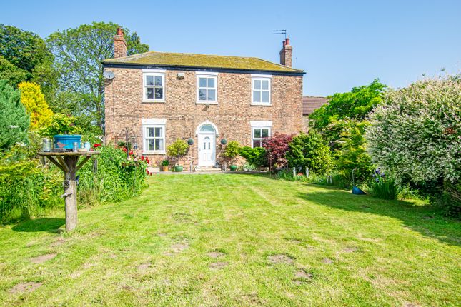 Selby YO8 5 bed farm house for sale